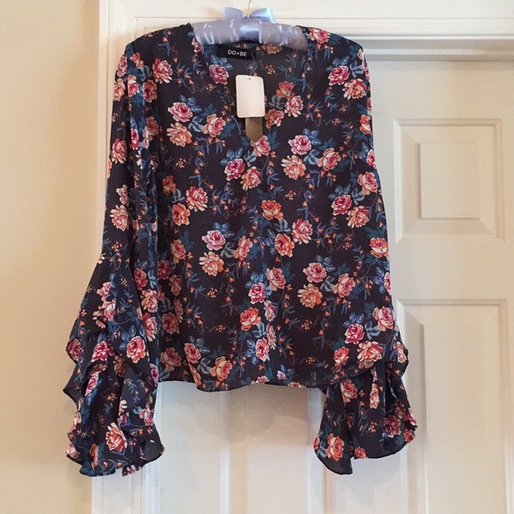 cute floral tops